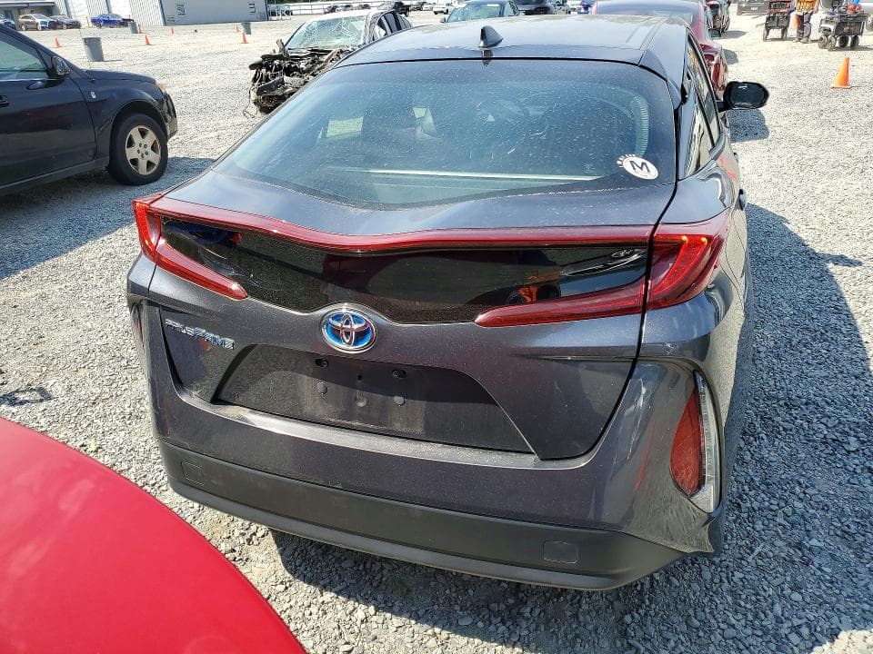 2020 TOYOTA PRIUS PRIME LE LE 6