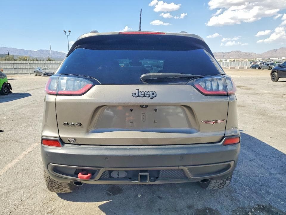 2019 JEEP CHEROKEE TRAILHAWK 6