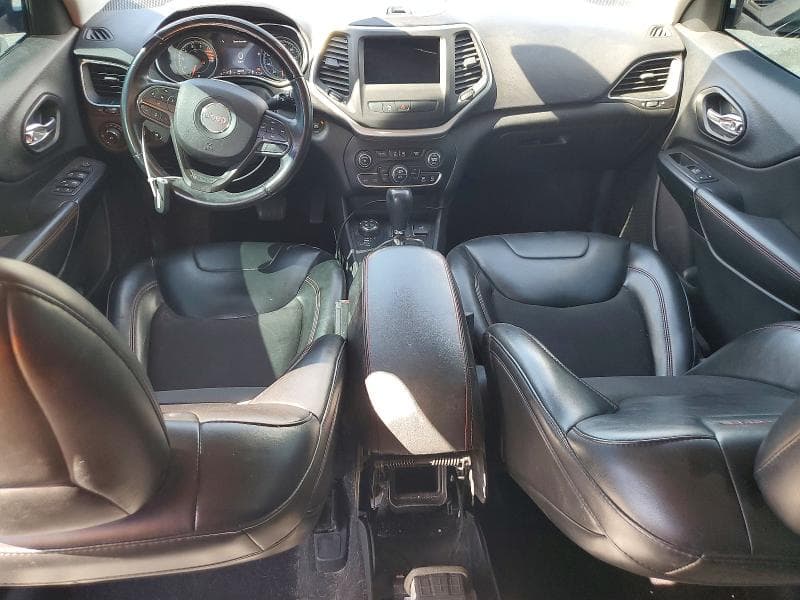 2019 JEEP CHEROKEE TRAILHAWK 8
