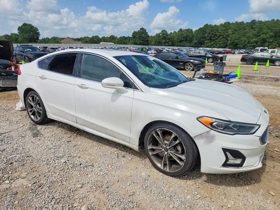 2019 FORD FUSION TITANIUM 4