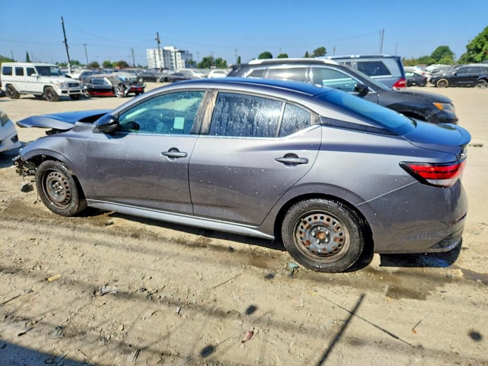2024 NISSAN SENTRA SR 2