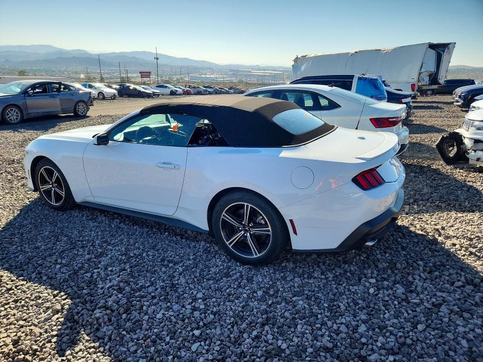 2024 FORD MUSTANG 2