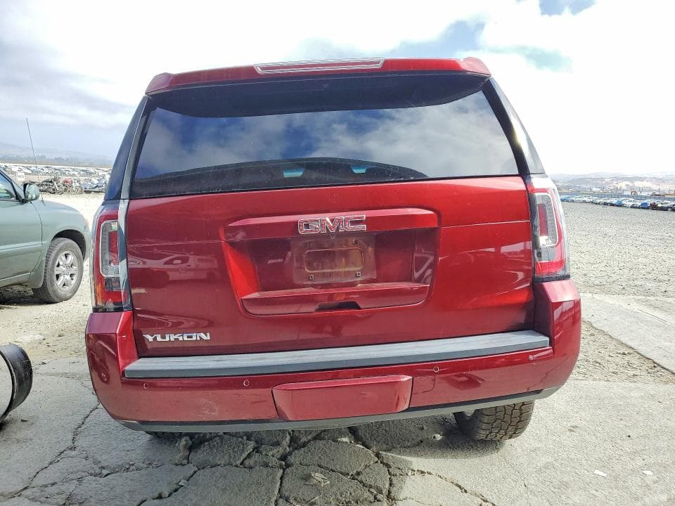 2018 GMC YUKON SLT 6