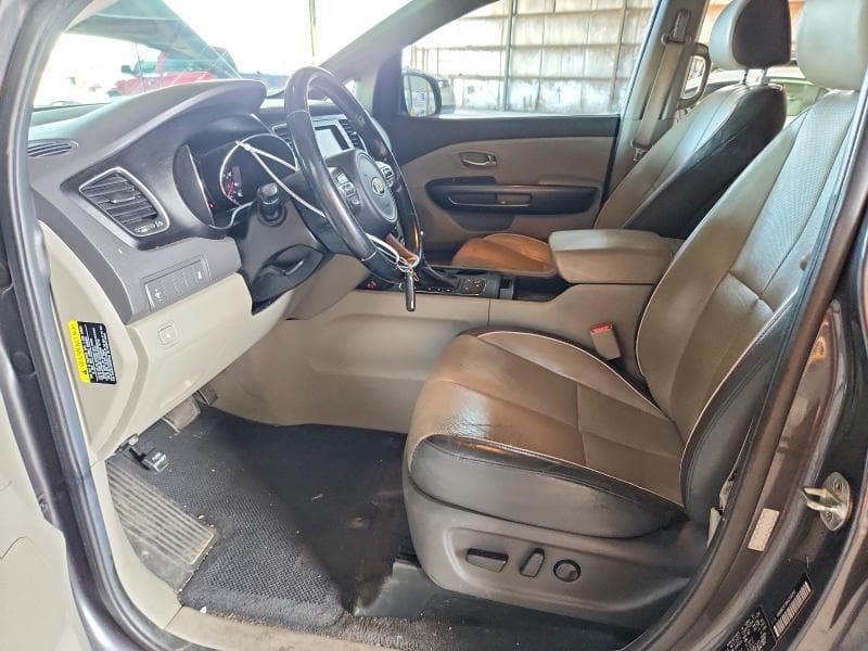 2017 KIA SEDONA LX 7