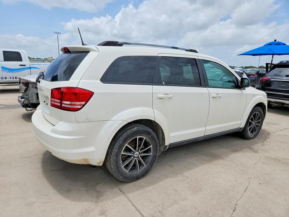2018 DODGE JOURNEY SE 4