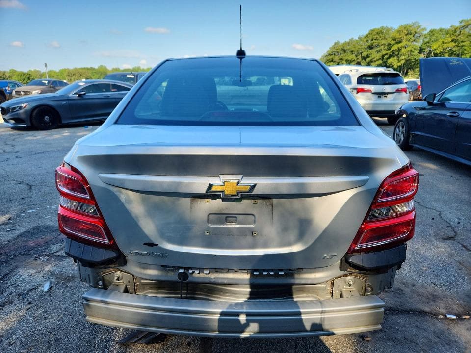2019 CHEVROLET SONIC LT 6