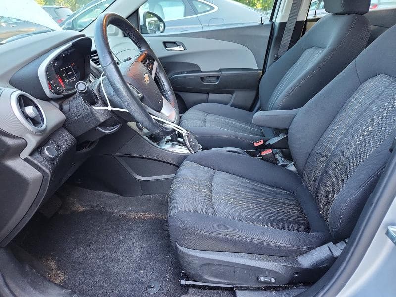 2019 CHEVROLET SONIC LT 7