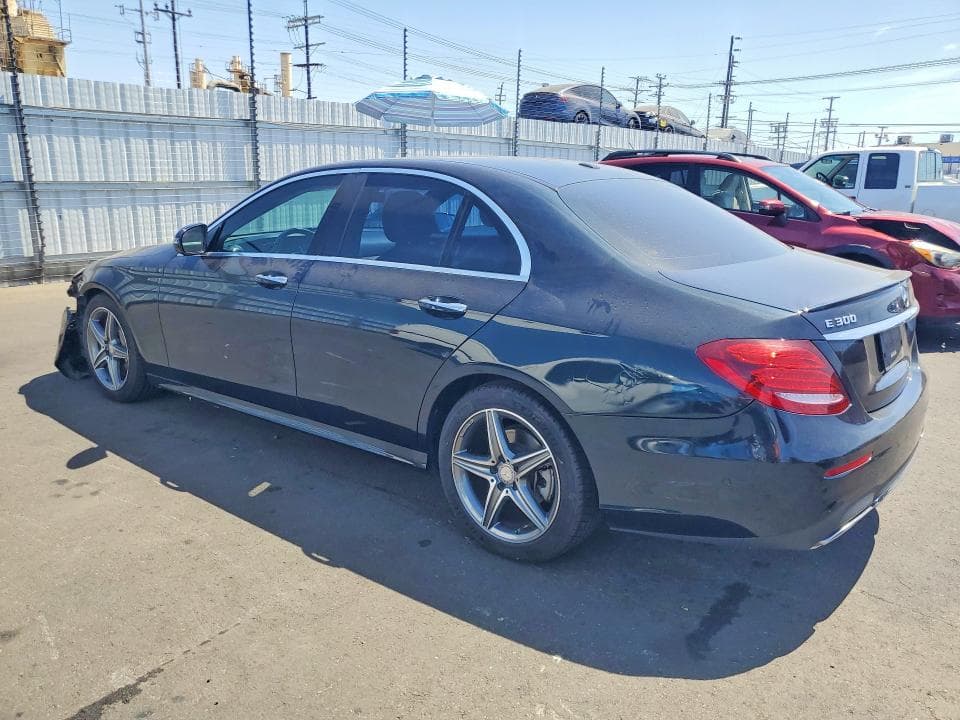 2017 MERCEDES-BENZ E 300 2