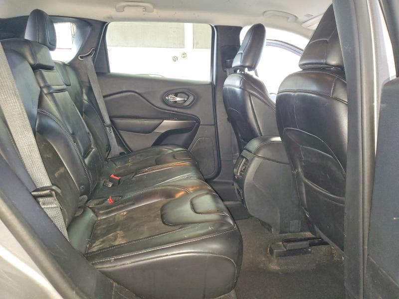 2019 JEEP CHEROKEE LATITUDE PLUS 11