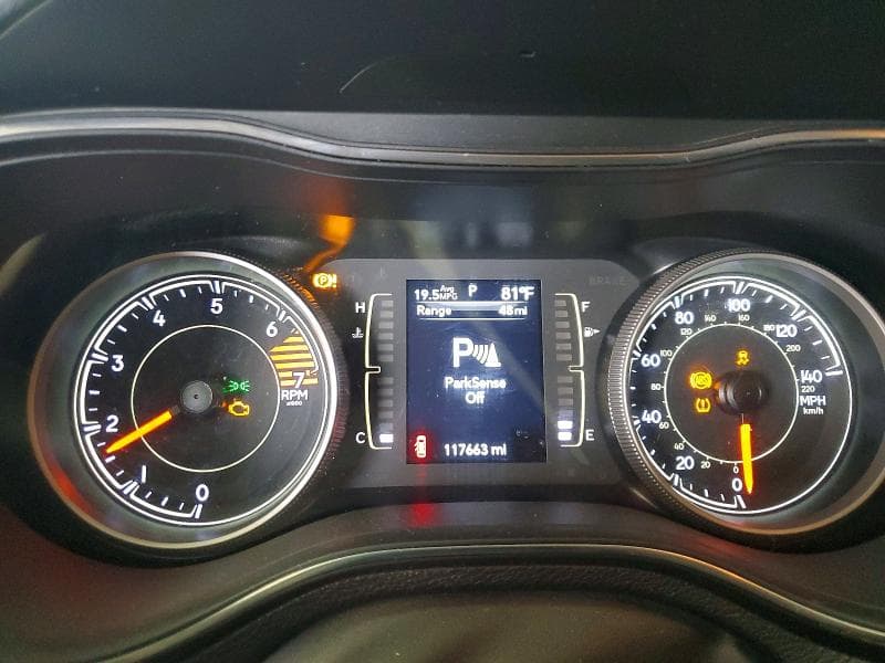 2019 JEEP CHEROKEE LATITUDE PLUS 9