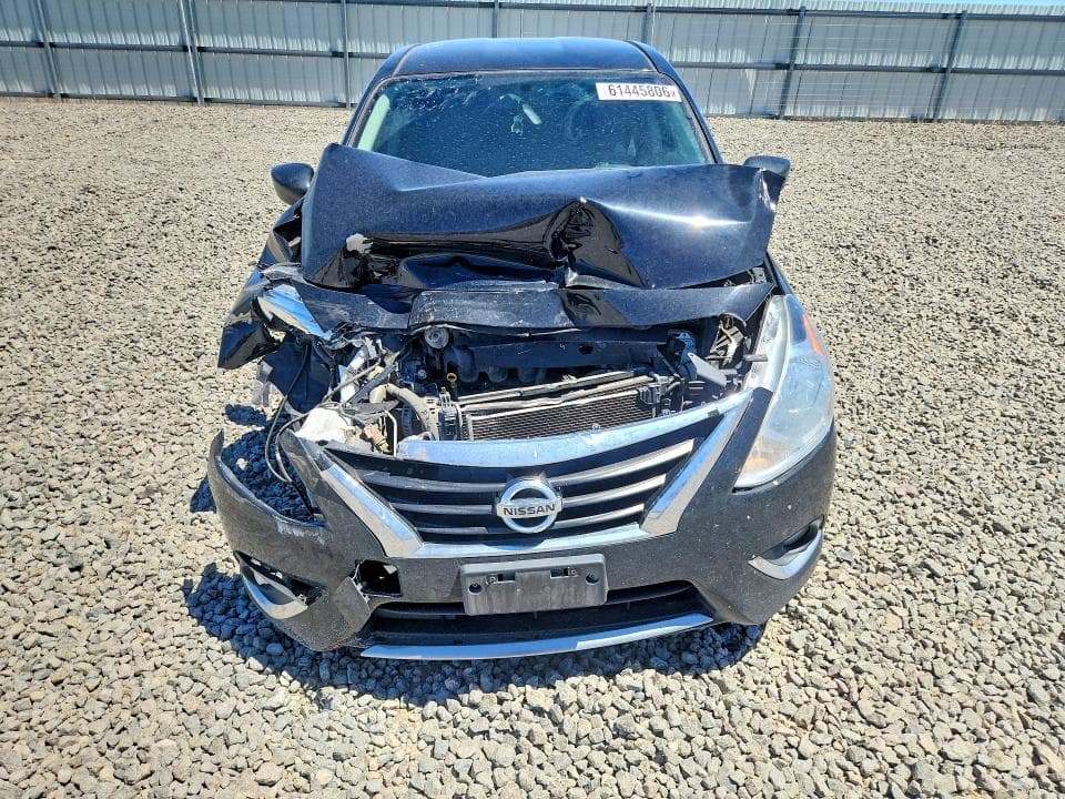 2017 NISSAN VERSA 1.6 S 5