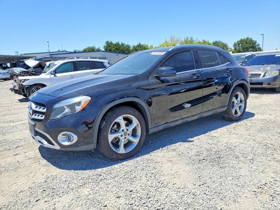 2018 MERCEDES-BENZ GLA-CLASS 1