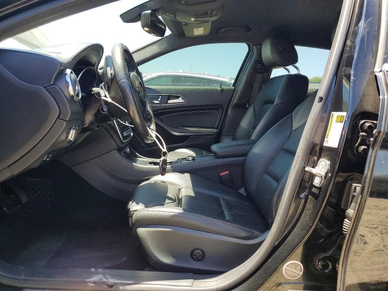 2018 MERCEDES-BENZ GLA-CLASS 7