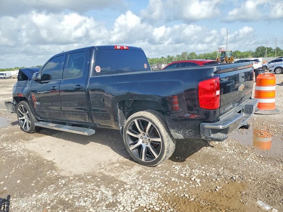 2018 CHEVROLET SILVERADO C1500 LT 2