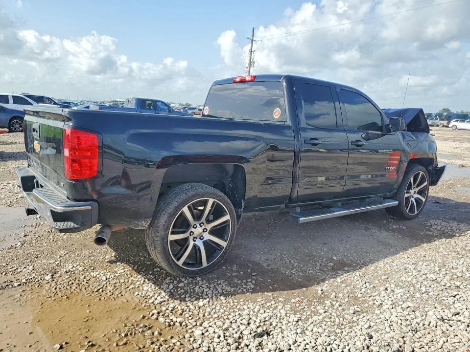 2018 CHEVROLET SILVERADO C1500 LT 3
