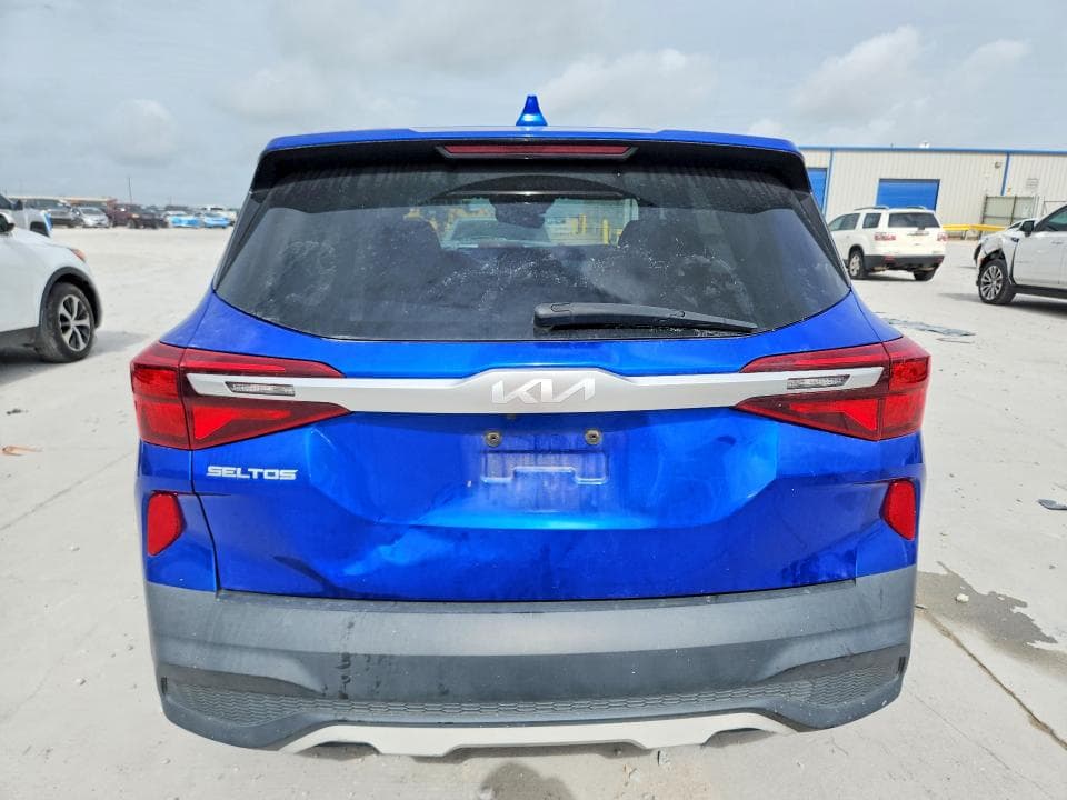 2023 KIA SELTOS LX 6