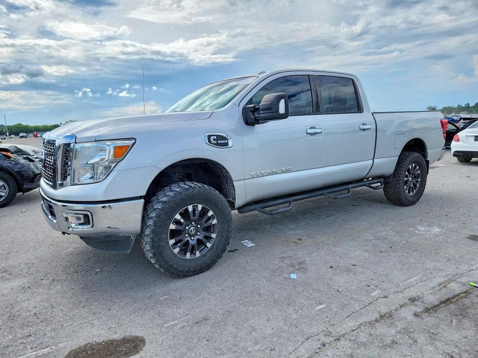2017 NISSAN TITAN XD SV - 1