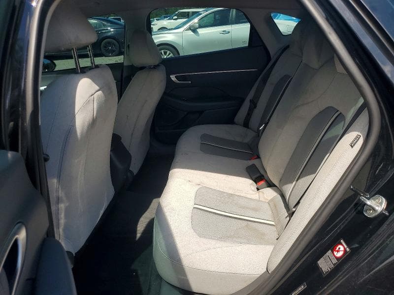2020 HYUNDAI SONATA SE 10
