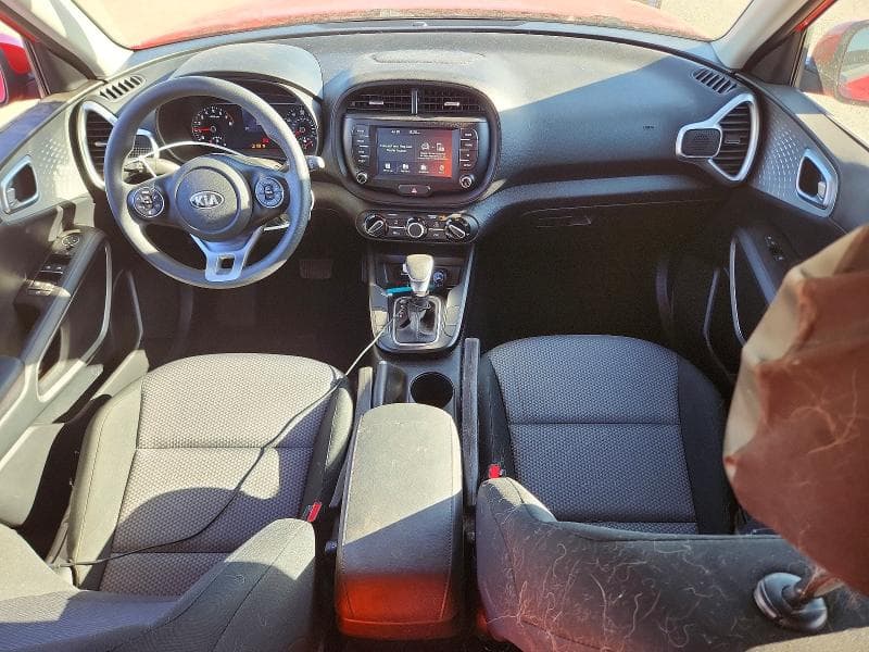 2021 KIA SOUL LX 8