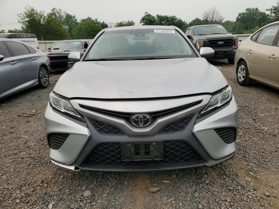 2018 TOYOTA CAMRY SE SE 5