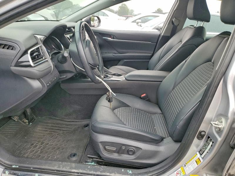 2018 TOYOTA CAMRY SE SE 7