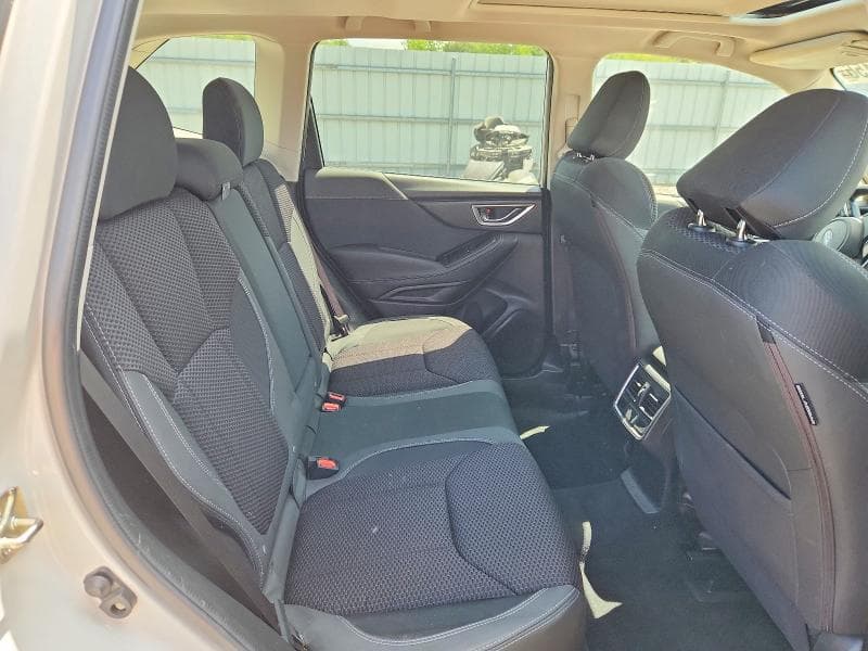 2019 SUBARU FORESTER PREMIUM 11