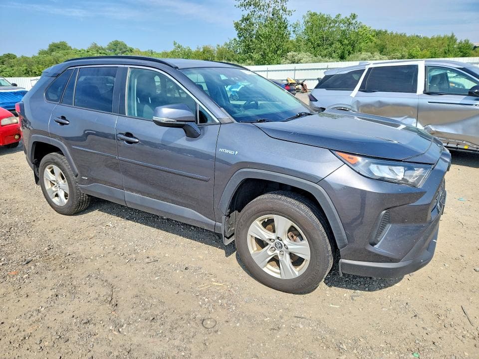 2020 TOYOTA RAV4 LE 4