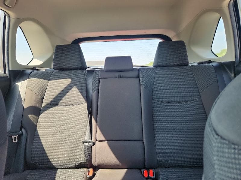 2020 TOYOTA RAV4 LE 10