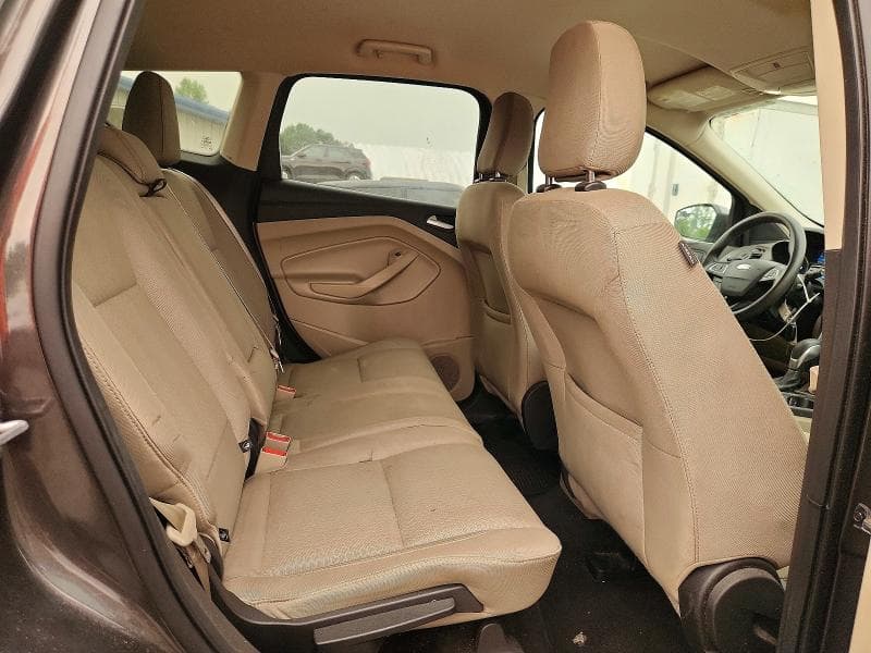 2018 FORD ESCAPE SE SE 11