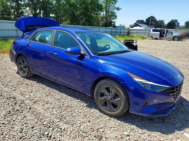 2022 HYUNDAI ELANTRA SEL 4