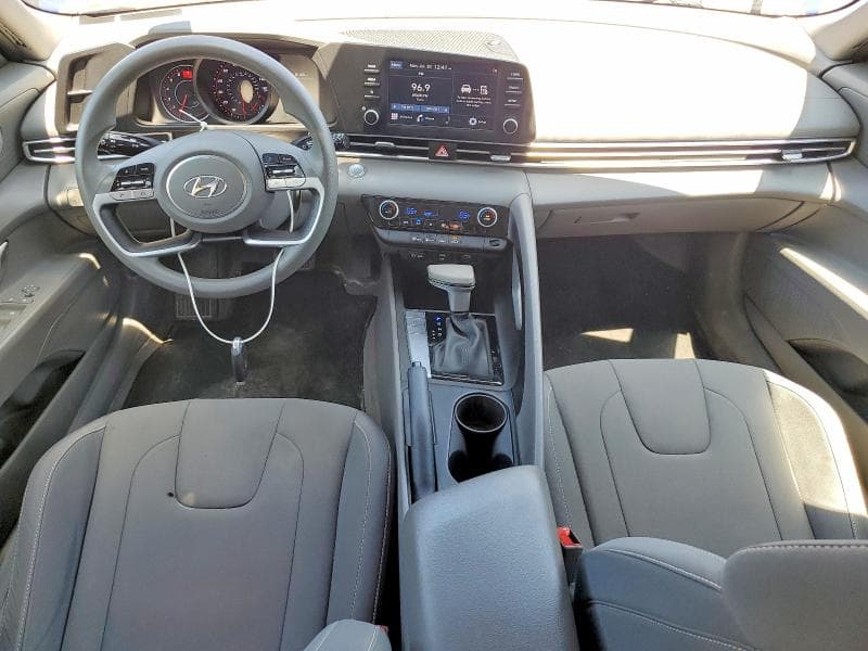 2022 HYUNDAI ELANTRA SEL 8
