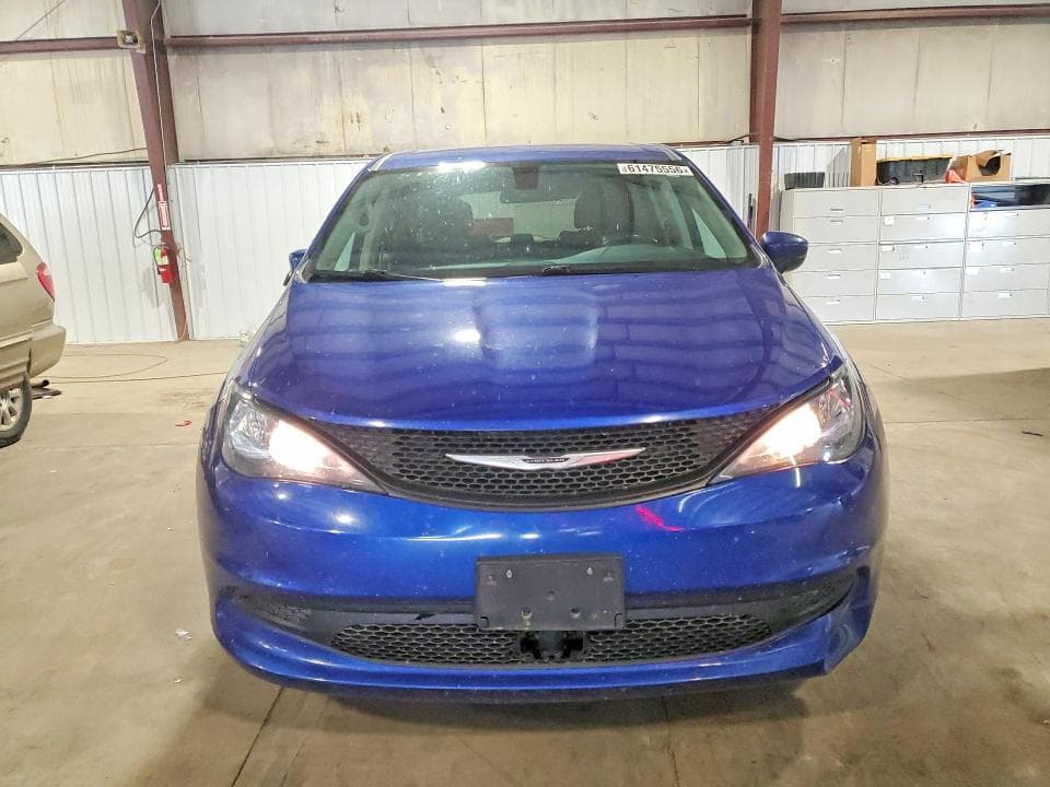 2021 CHRYSLER VOYAGER LX 5