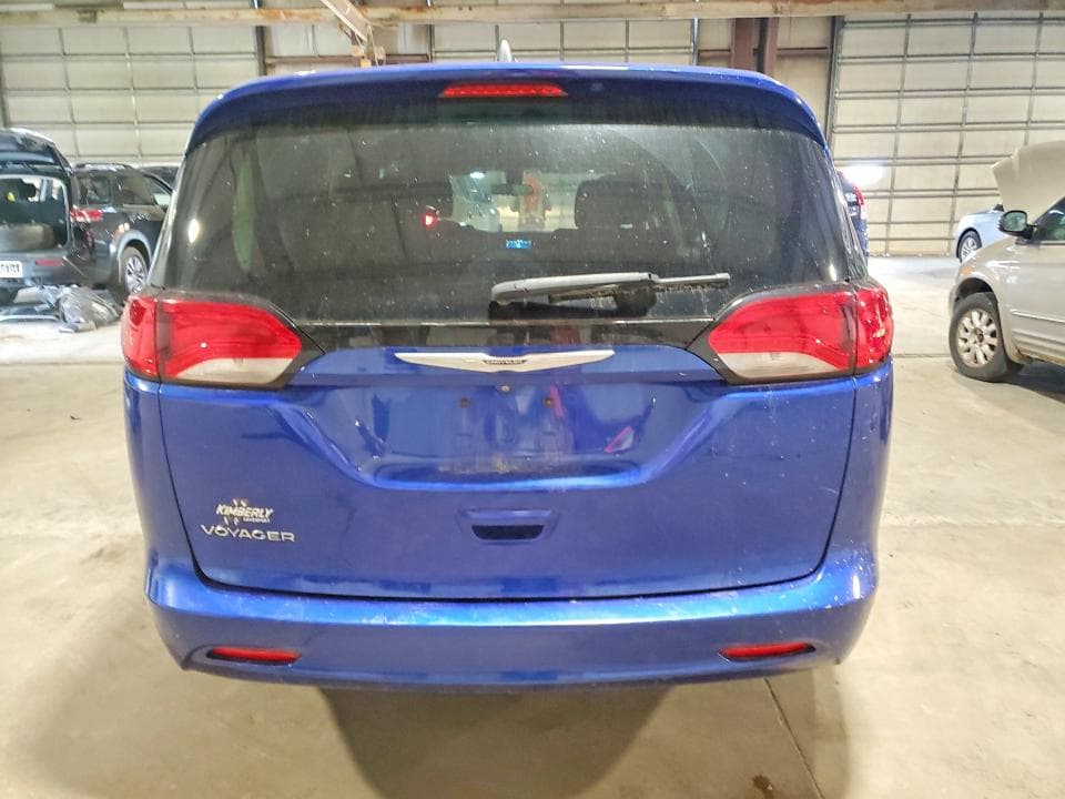 2021 CHRYSLER VOYAGER LX 6