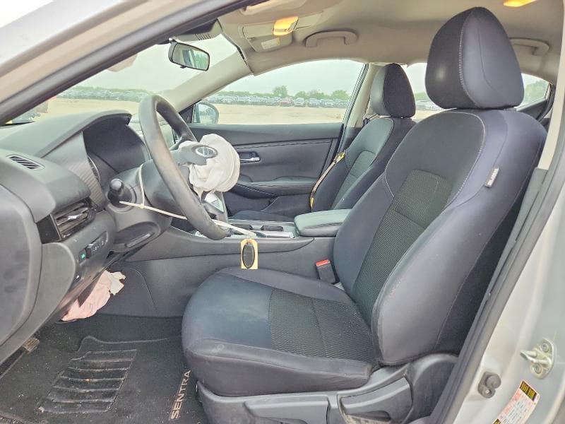 2020 NISSAN SENTRA S S 8