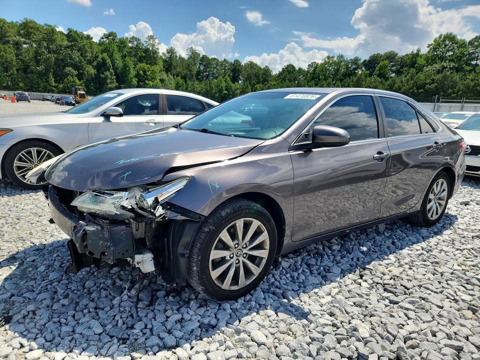 2017 TOYOTA CAMRY XLE