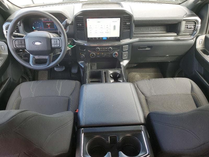 2025 FORD F150 STX 8