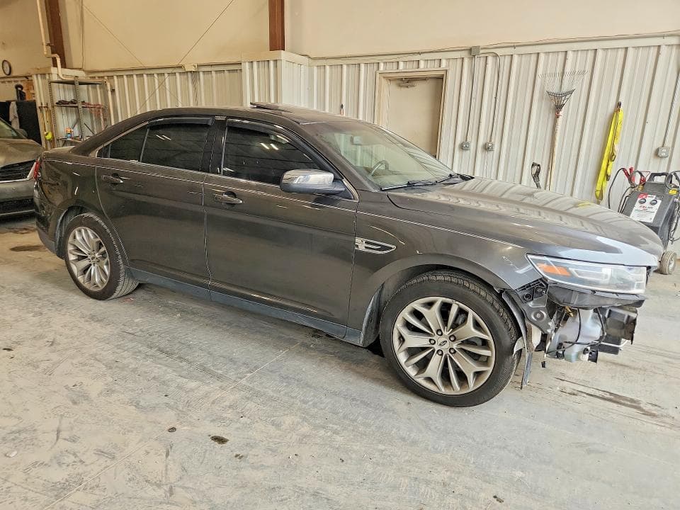 2017 FORD TAURUS LIMITED 4
