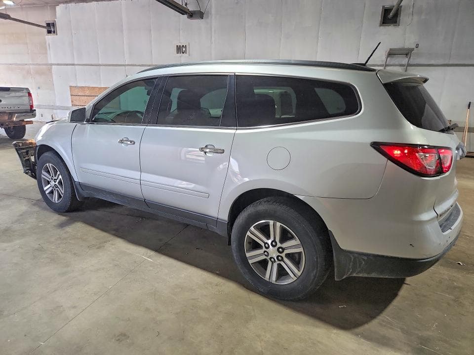 2017 CHEVROLET TRAVERSE LT 2