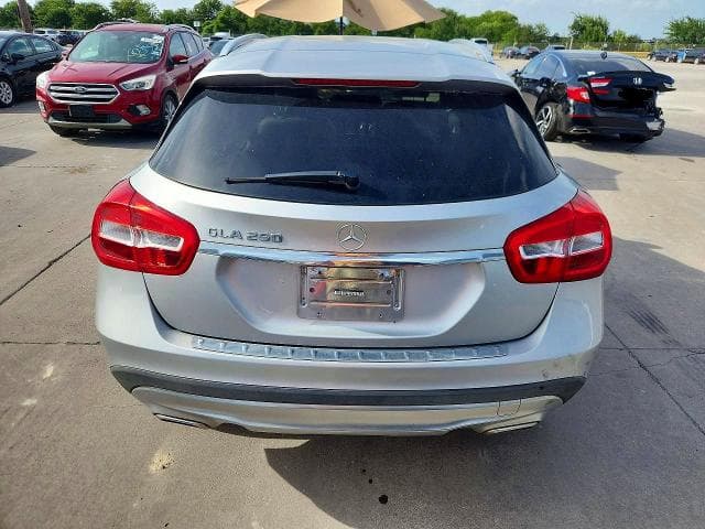 2017 MERCEDES-BENZ GLA 250 250 6
