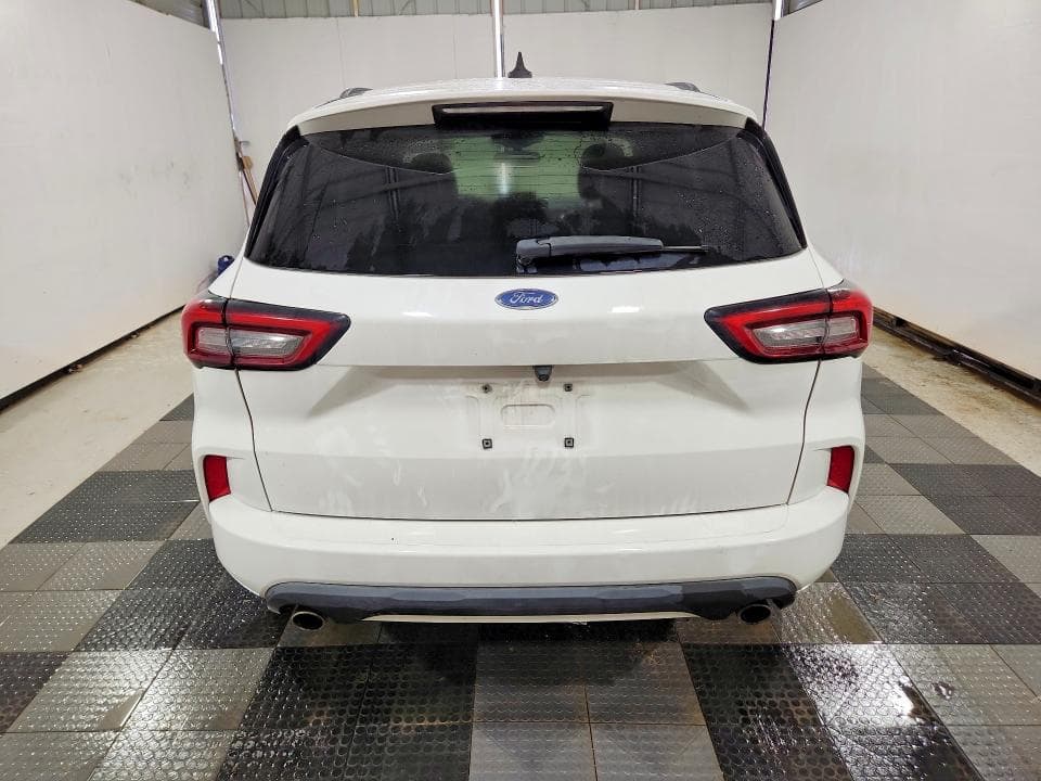 2023 FORD ESCAPE ST LINE 6