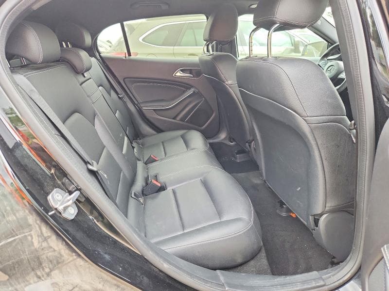 2020 MERCEDES-BENZ GLA 250 4MATIC 250 4MATIC 11