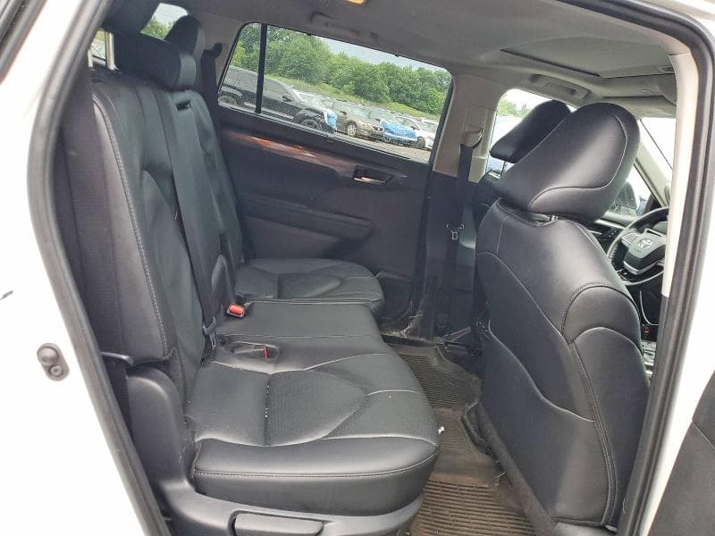 2026 TOYOTA HIGHLANDER LIMITED 11