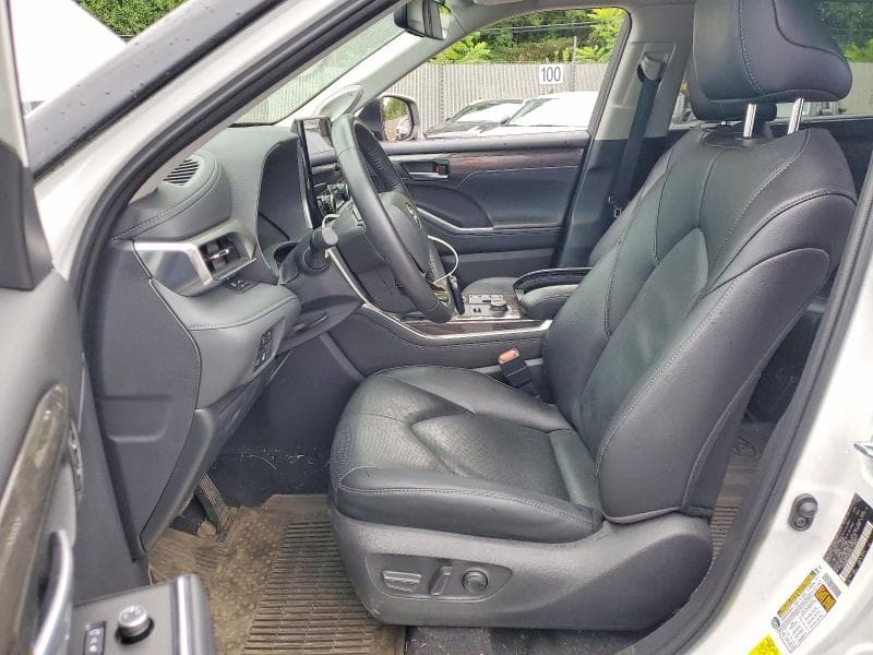 2026 TOYOTA HIGHLANDER LIMITED 7
