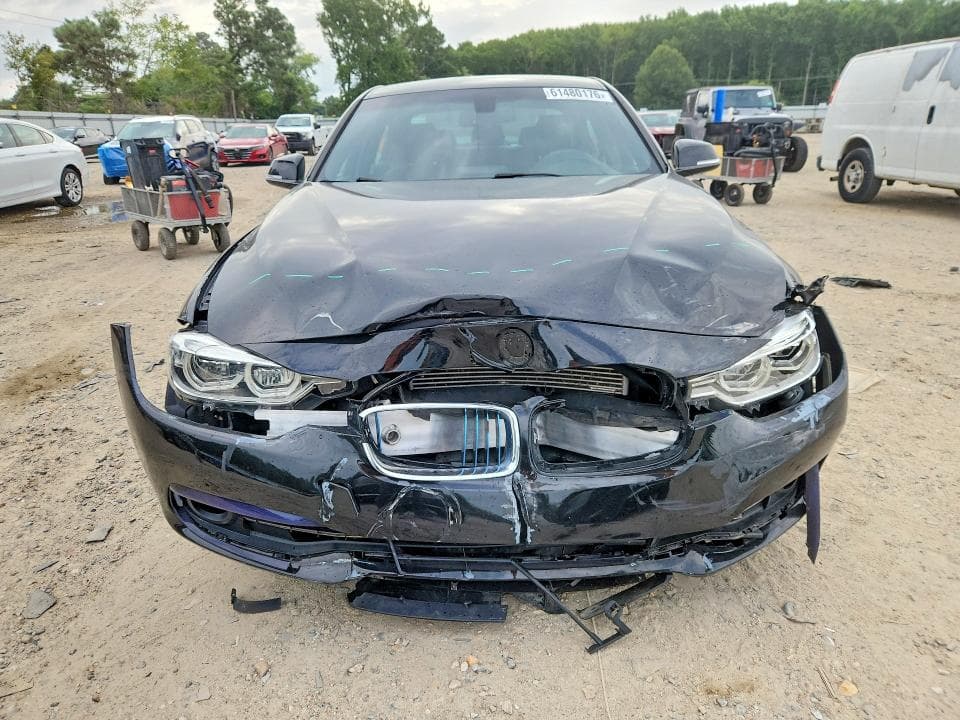 2018 BMW 330E 5
