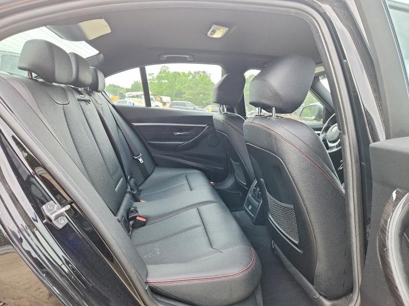 2018 BMW 330E 10