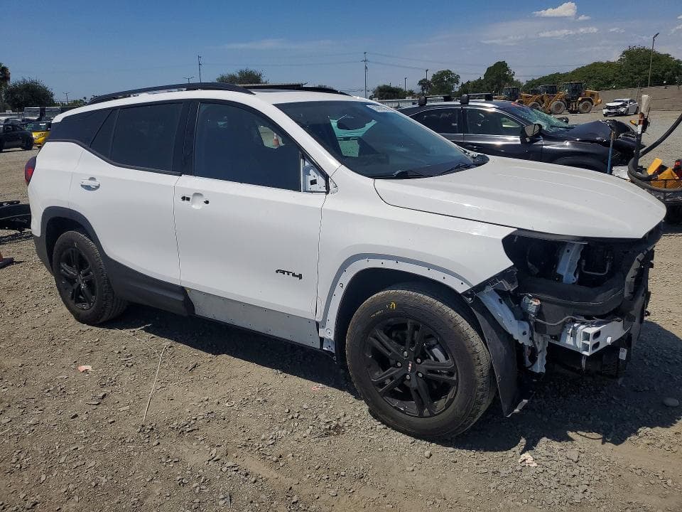 2022 GMC TERRAIN AT4 4