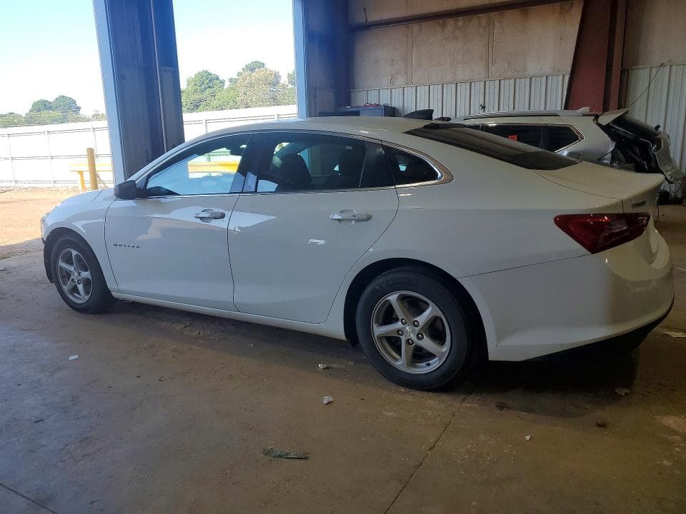 2018 CHEVROLET MALIBU LS 2