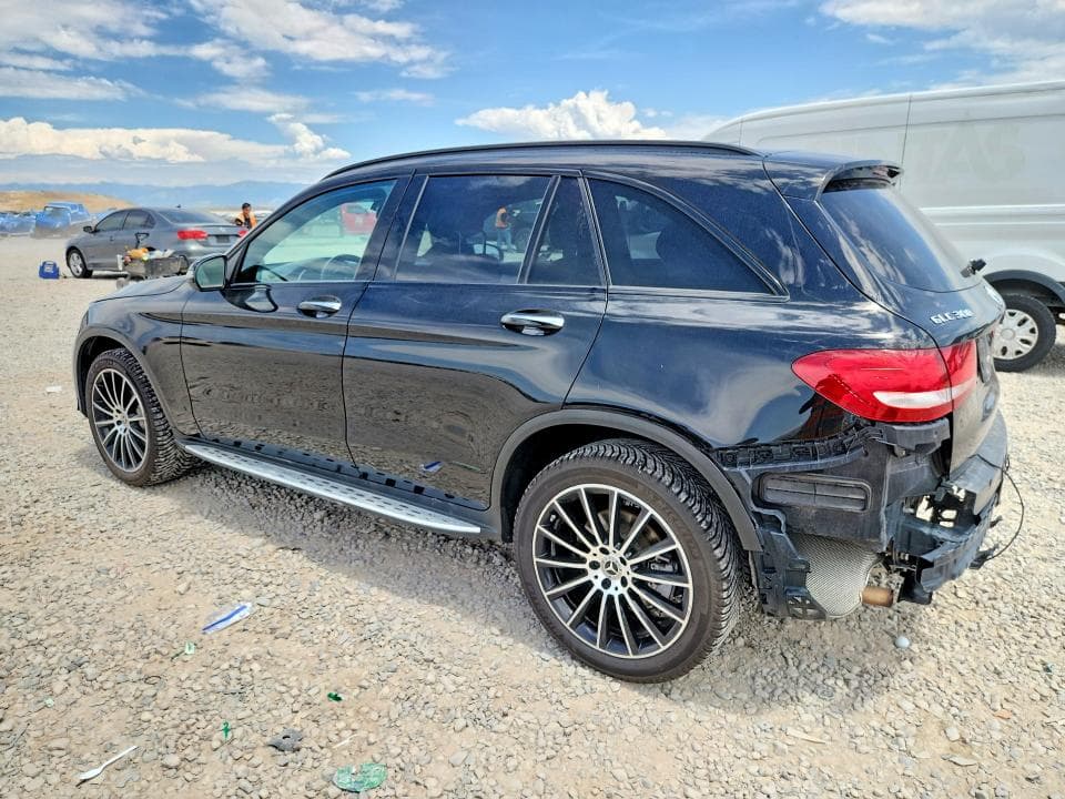2019 MERCEDES-BENZ GLC 300 4MATIC 2
