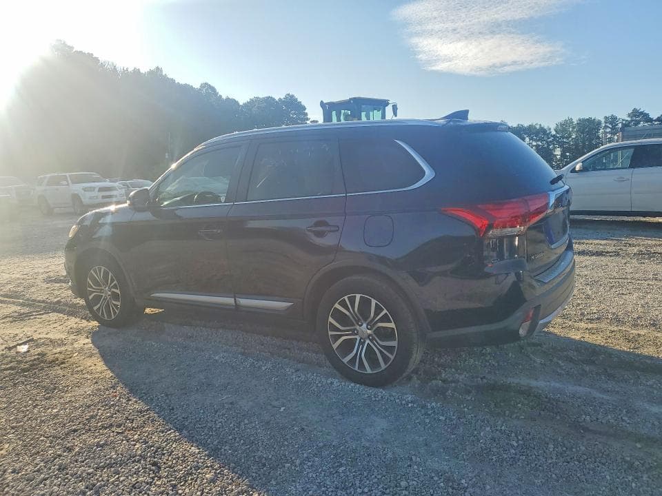 2018 MITSUBISHI OUTLANDER SE 2