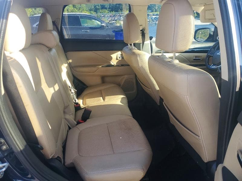 2018 MITSUBISHI OUTLANDER SE 11